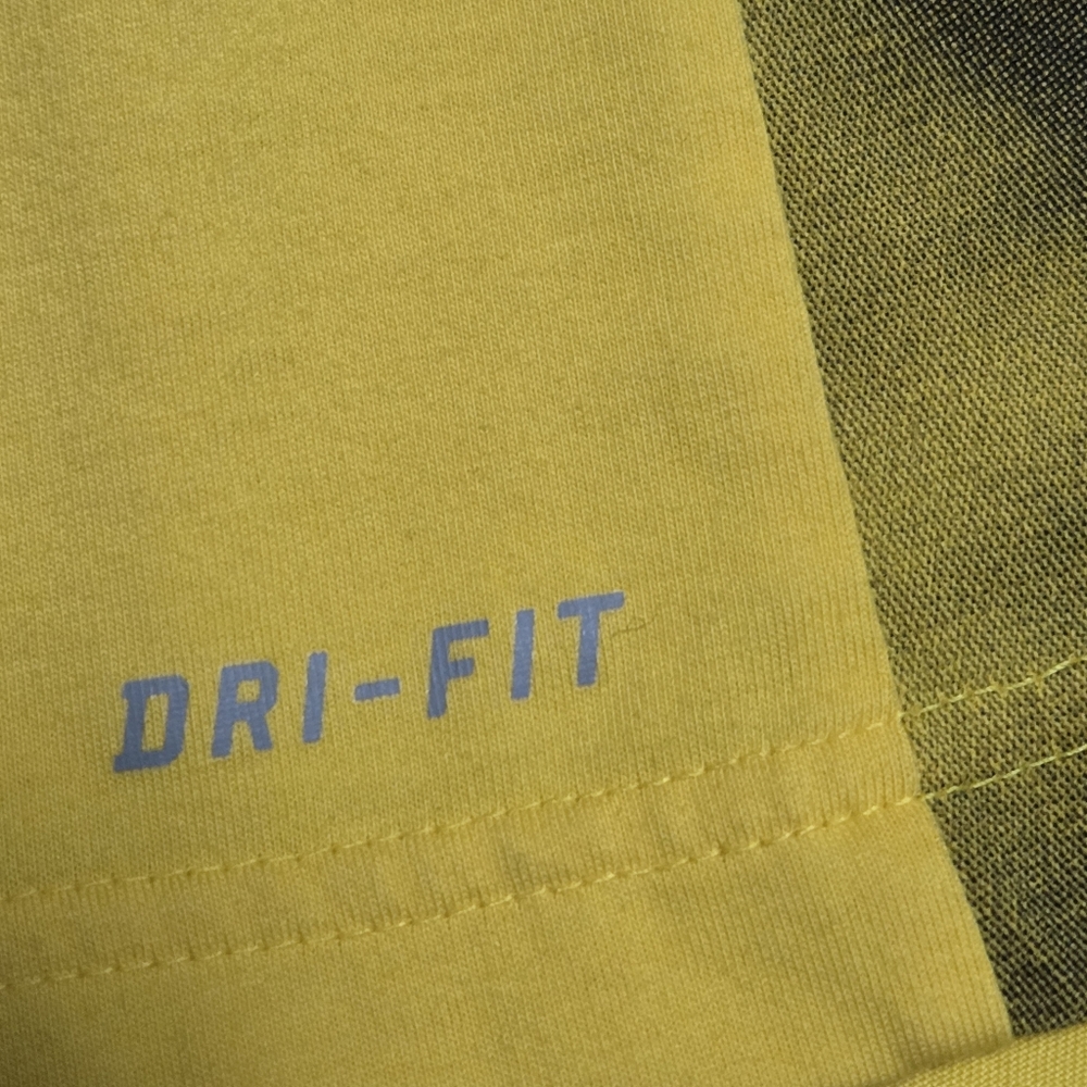 Nike Dri-Fit Kobe Bryant Interview Yellow T-shirt Men's Size XL - Picture 4 of 7